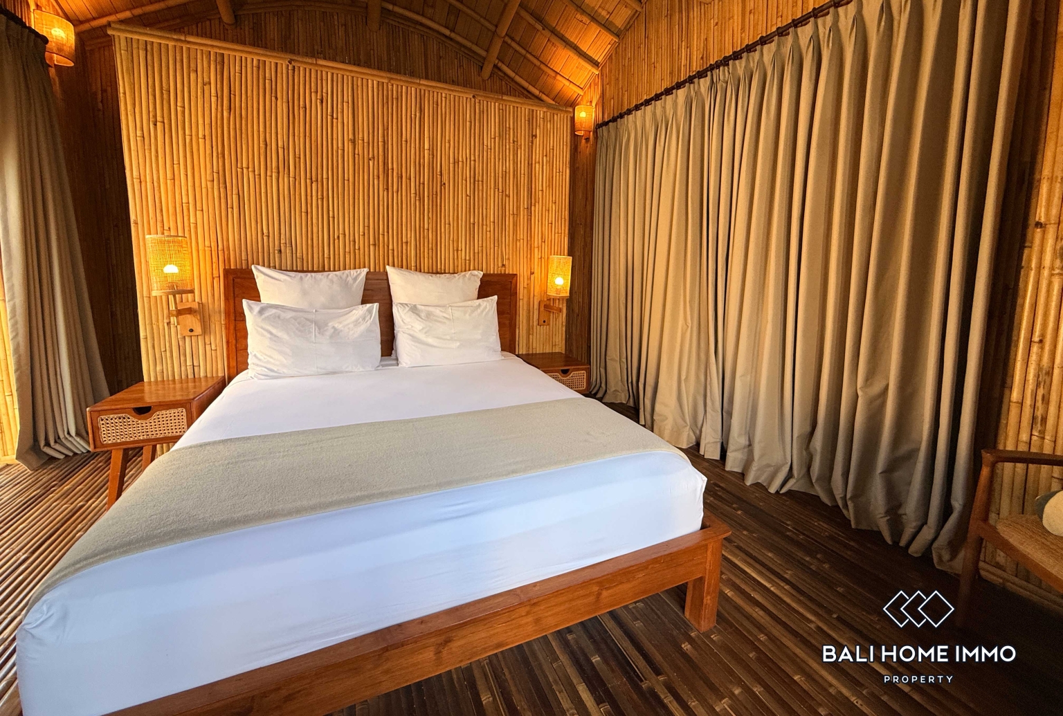 Unique Bamboo Style 6 Bedroom Villa For Rent in Legian — image 8