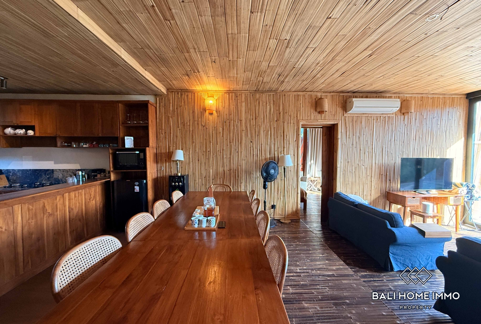 Unique Bamboo Style 6 Bedroom Villa For Rent in Legian — image 4