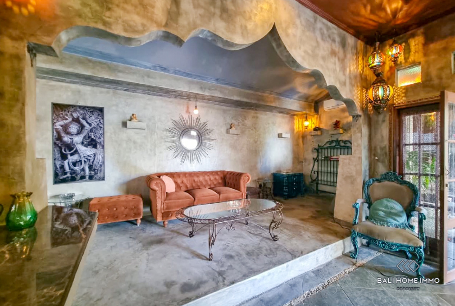 Unique Design 2 Bedroom Villa for Yearly Rental in Bali Kerobokan — image 2