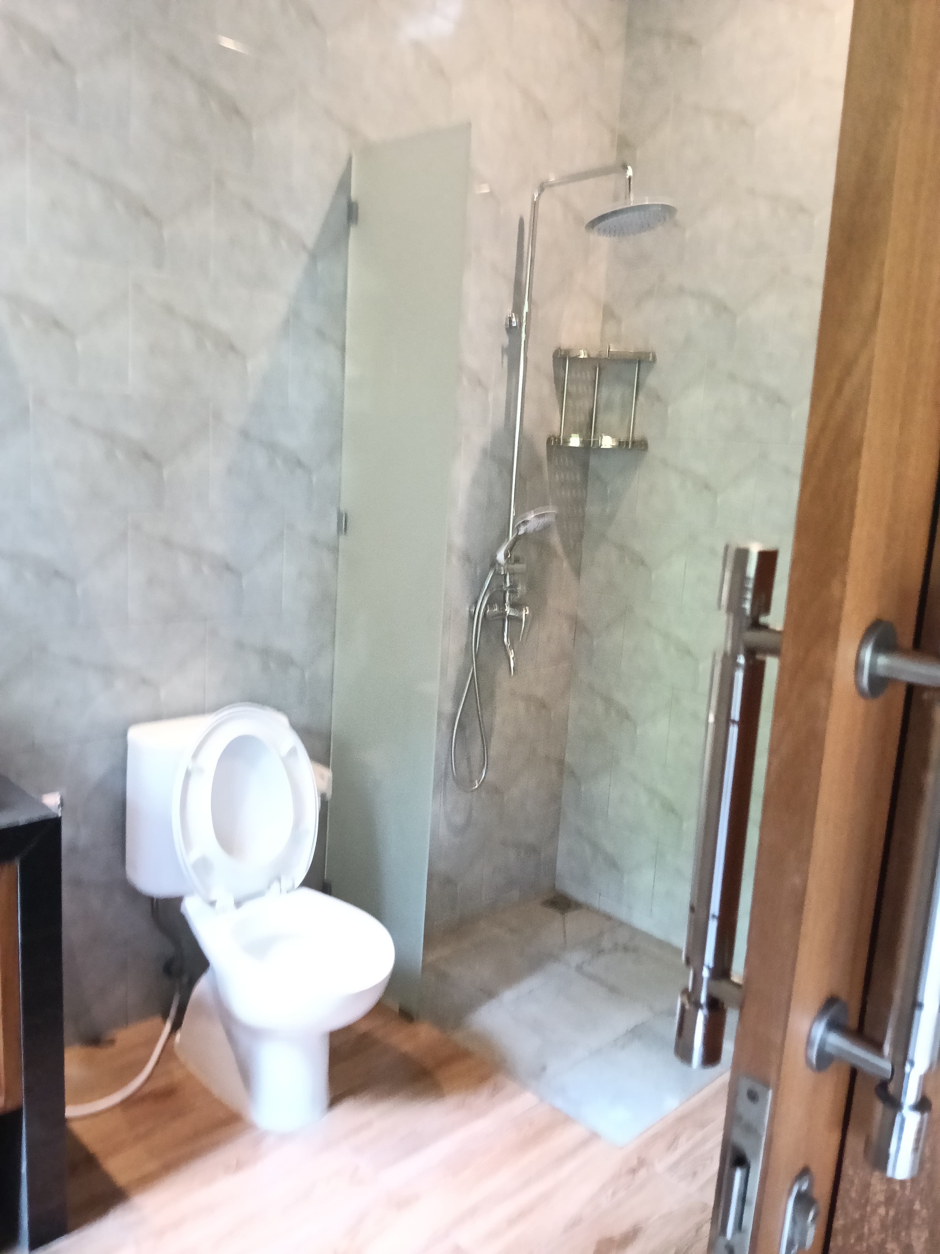 New 2 Lodtunduh encl kitchen in Ubud — image 3