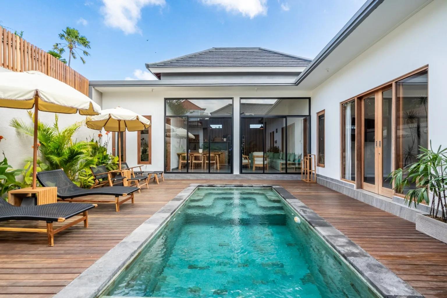 6-Bedroom Villa with Joglo Buildings for Long-Term Rent in Tumbak Bayuh — image 14