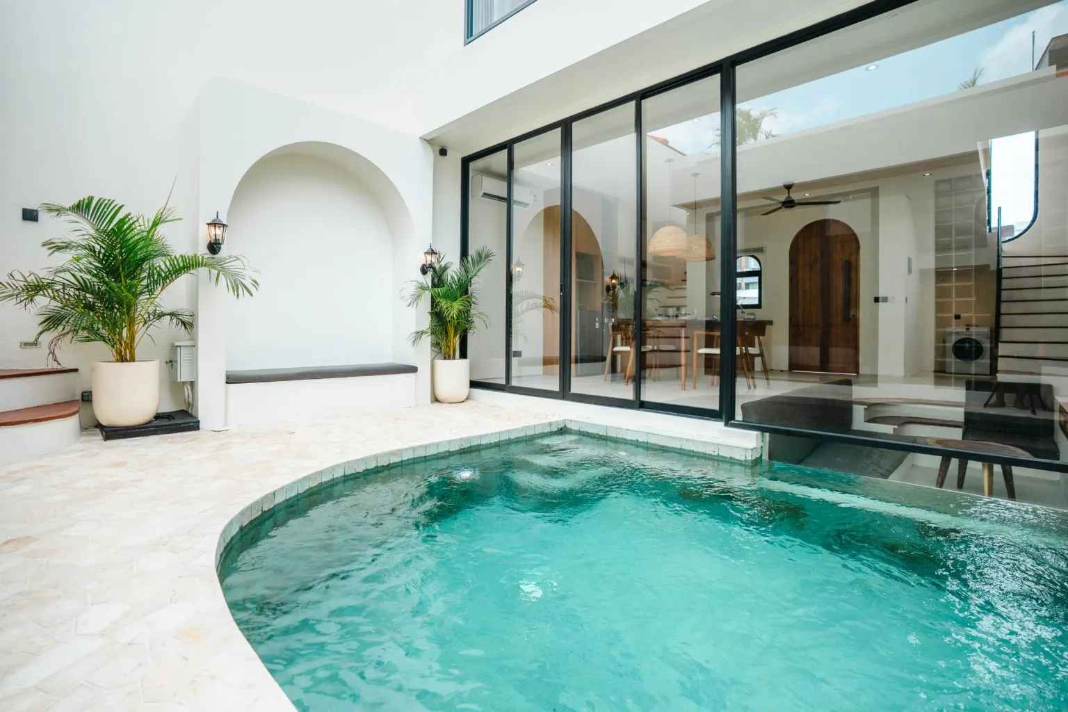 Elegant 3-Bedroom Villa with Pool, Jacuzzi & Garden for Rent in Tumbak Bayuh – Family & Pet Friendly — image 18