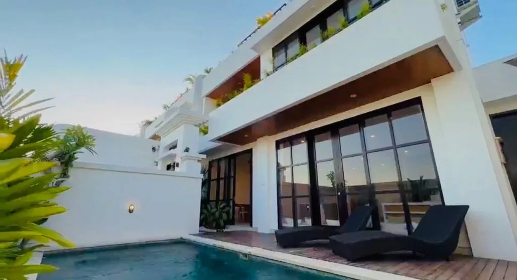 3-Bedroom Rooftop Villa with Ocean View in Ungasan, Uluwatu — image 15