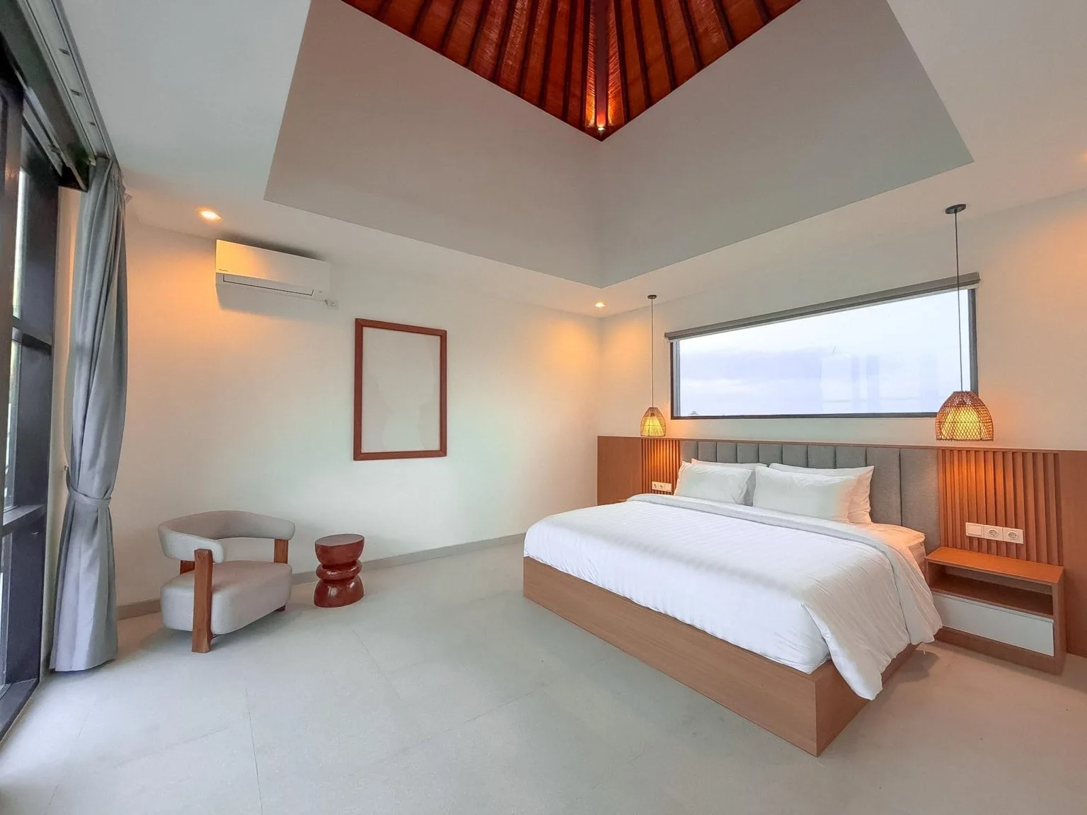 2-Bedroom Villa for Rent in Berawa, Canggu – Private Pool & Rice Field View — image 4