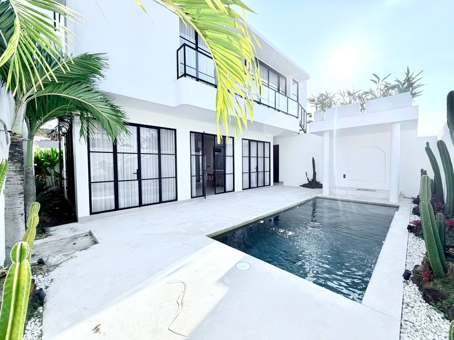 Elegant 3-Bedroom Villa with Pool, Jacuzzi & Garden for Rent in Tumbak Bayuh – Family & Pet Friendly — image 15