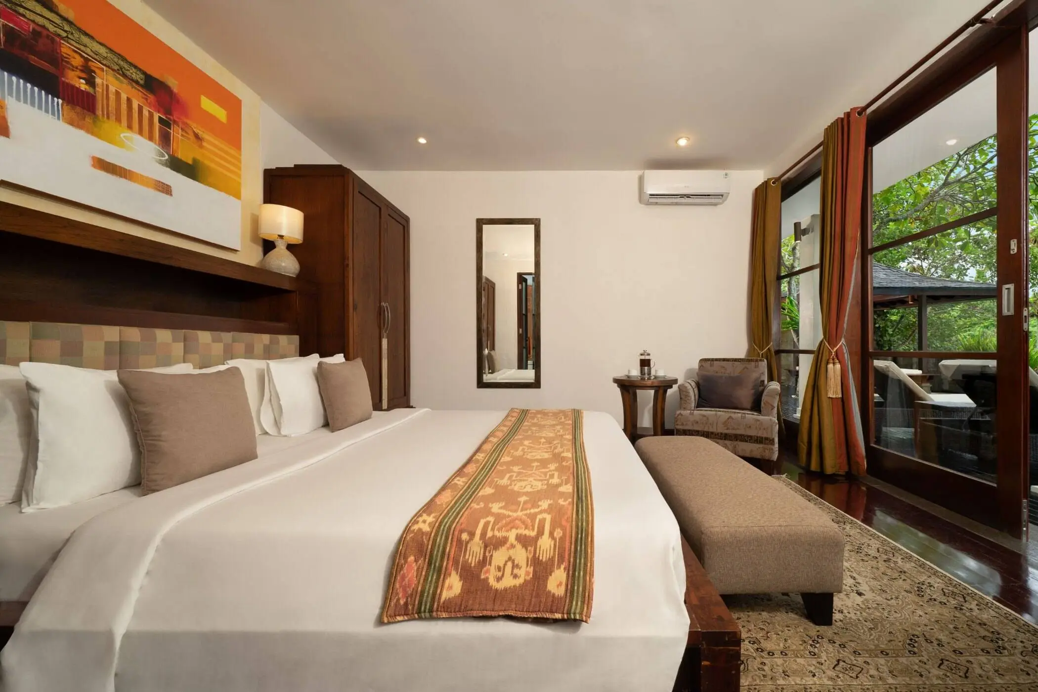 Villa Ambiente | 4-Bedroom Villa | Jimbaran, Bali | Luxe Nomad — image 17