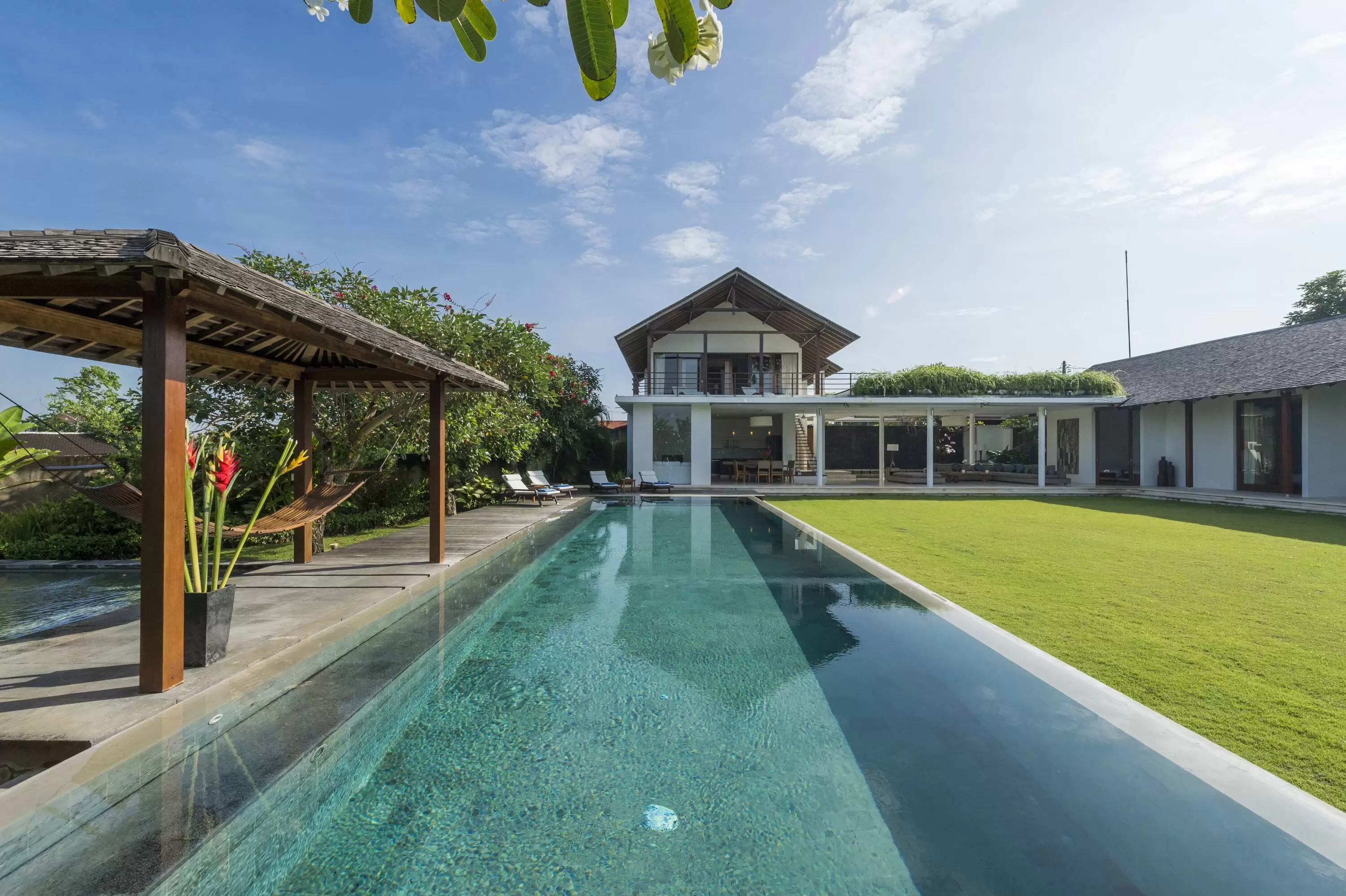 Book Villa Kavya Bali: Canggu Villa with Private Pool near Berawa Beach — image 6
