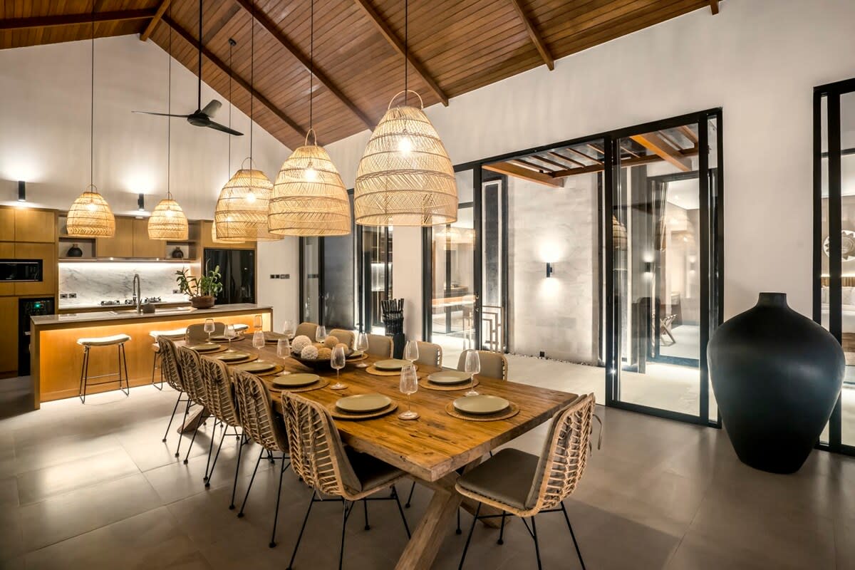 Courtyard Villa Kara · 6BR · Ubud — 6BR Villa Rental in Ubud — image 7