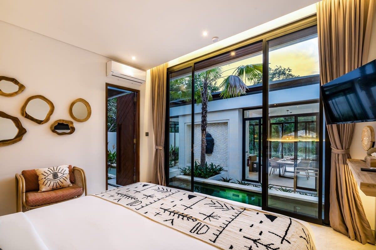 Tropical Villa · 2BR · Ubud — 2BR Villa Rental in Ubud — image 16