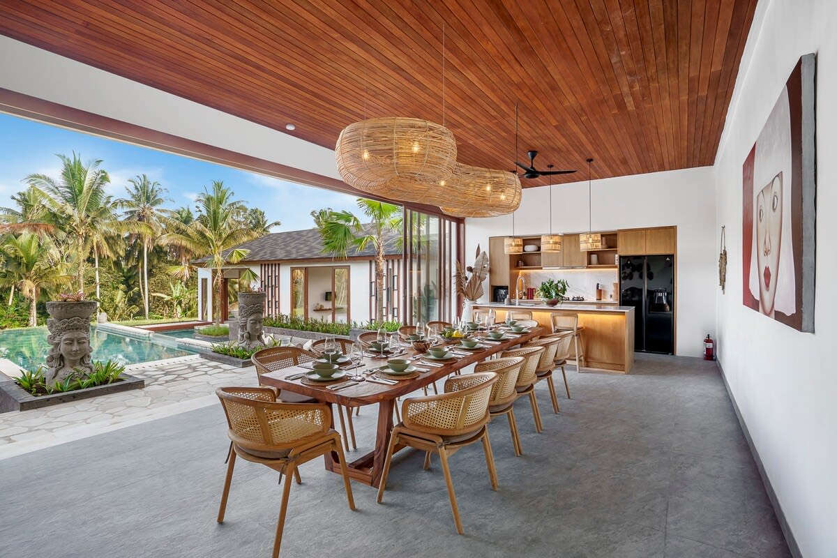 Rice-Field Villa Mekar · 6BR · Ubud — 6BR Villa Rental in Ubud — image 5