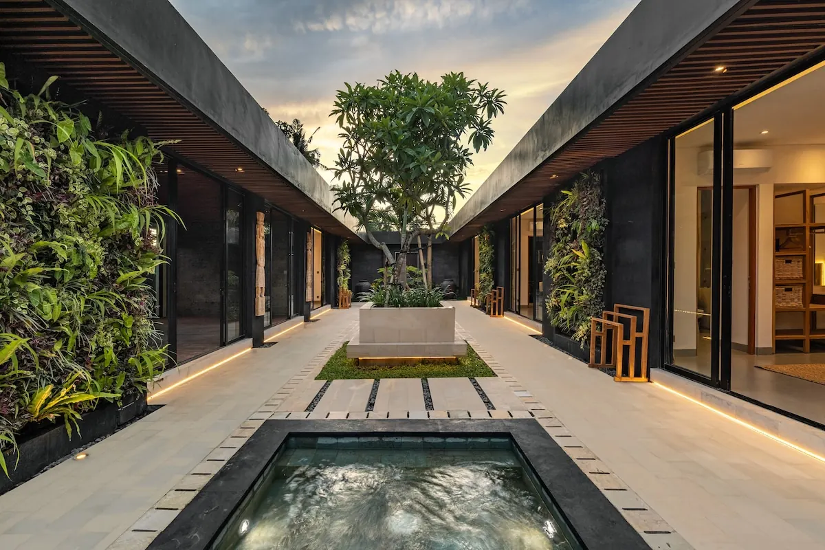 5 BR Designer Tropical-Modern Retreat Ubud — 5BR Villa Rental in Ubud — image 4