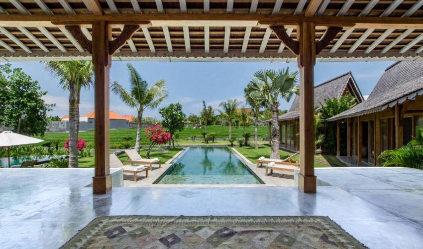 Kerobokan Villa 323 — image 13