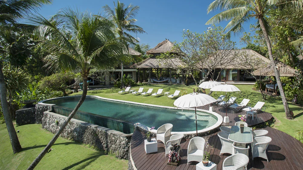 Sungai Tinggi Beach Villa — 6BR Villa Rental in Canggu — image 14