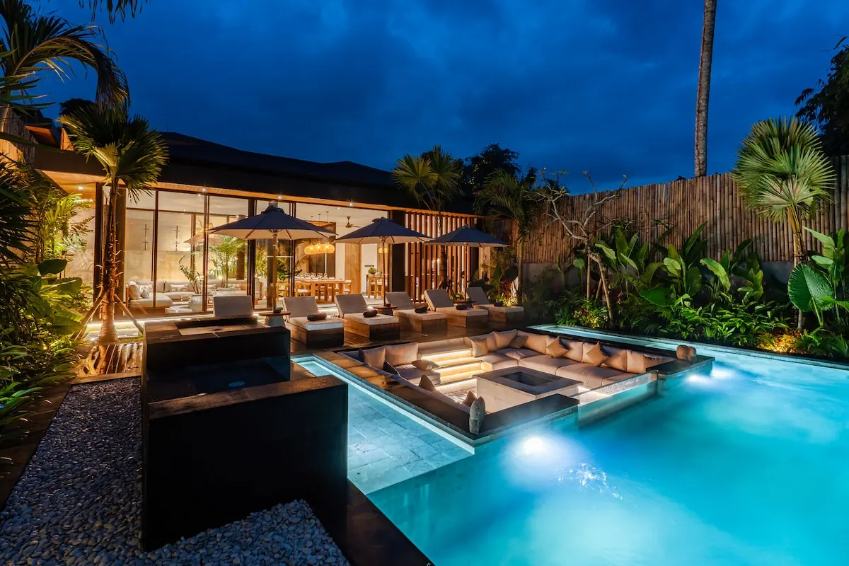 9 BR Tropical-Modern Pool Estate Ubud — 9BR Estate Rental in Ubud — image 9