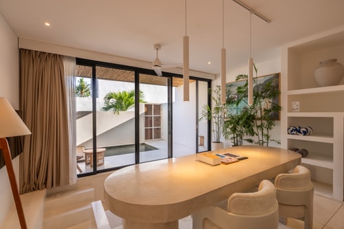 Luxury Designer 1BR Pool Villa near Pererenan Beach - Canggu, Bali — image 2