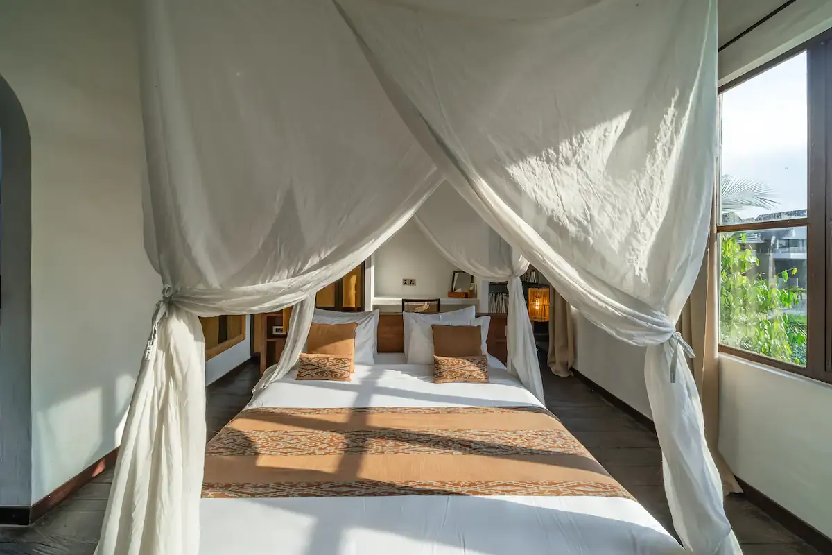 3 BR Infinity-Pool Garden Retreat Canggu — 3BR Villa Rental in Canggu — image 17