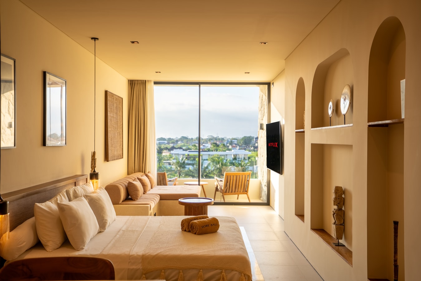 1BR Canggu near Pererenan Beach & Sunset Balcony - Canggu, Bali — image 13