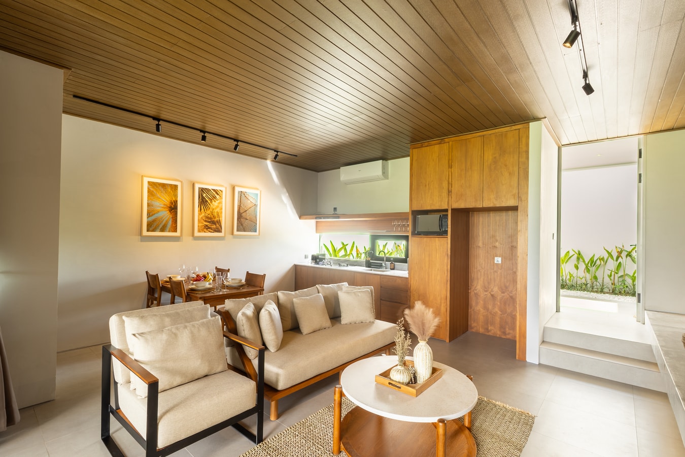 3BR Canggu Villa | Paddy View Pool, Near Gyms in Canggu, Bali — image 19