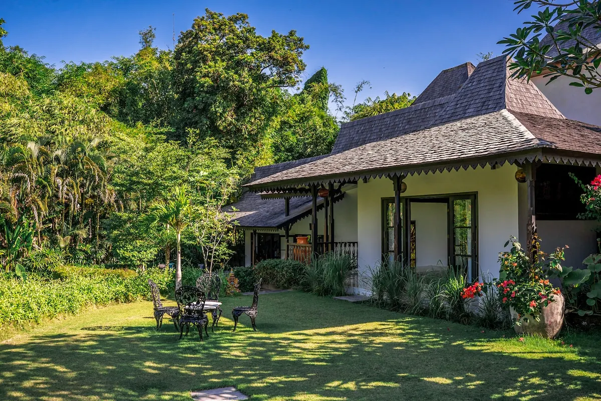 6 BR Pool Garden Residence Canggu — 6BR Residence Rental in Canggu — image 8