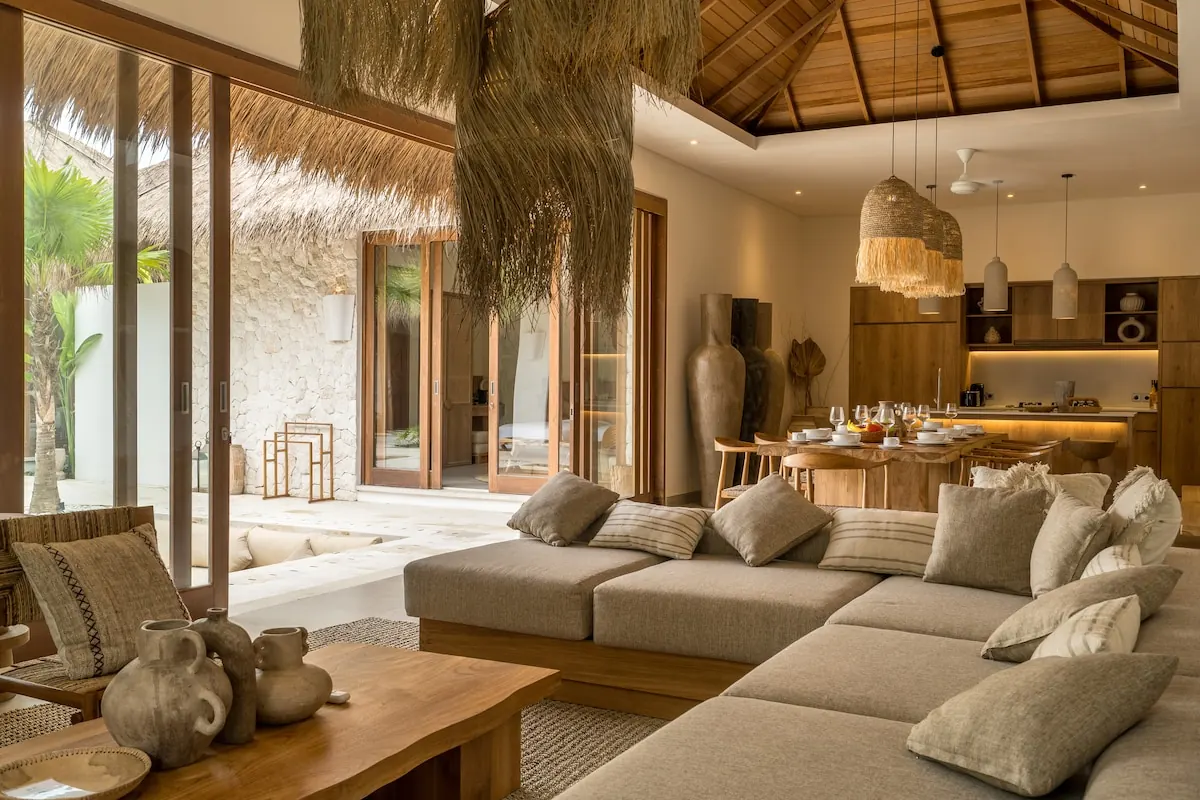 4 BR Thatched Courtyard Villa Ubud — 4BR Villa Rental in Ubud — image 8