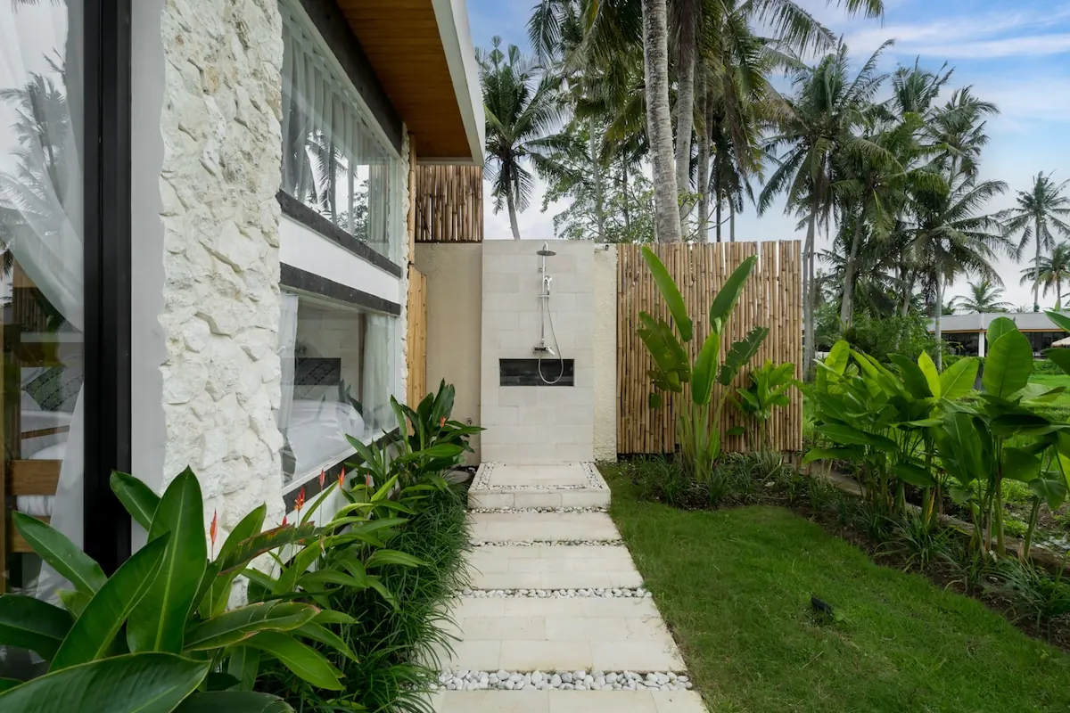 3 BR Rice-Field Pavilion Villa Ubud — 3BR Villa Rental in Ubud — image 11