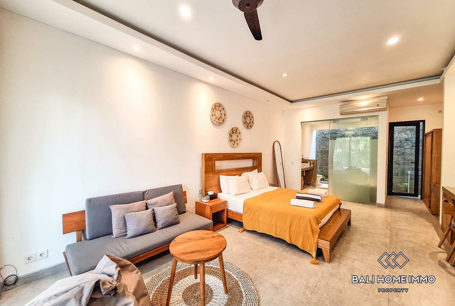1 Bedroom Apartment for Rent in Seminyak Residential Side — image 1