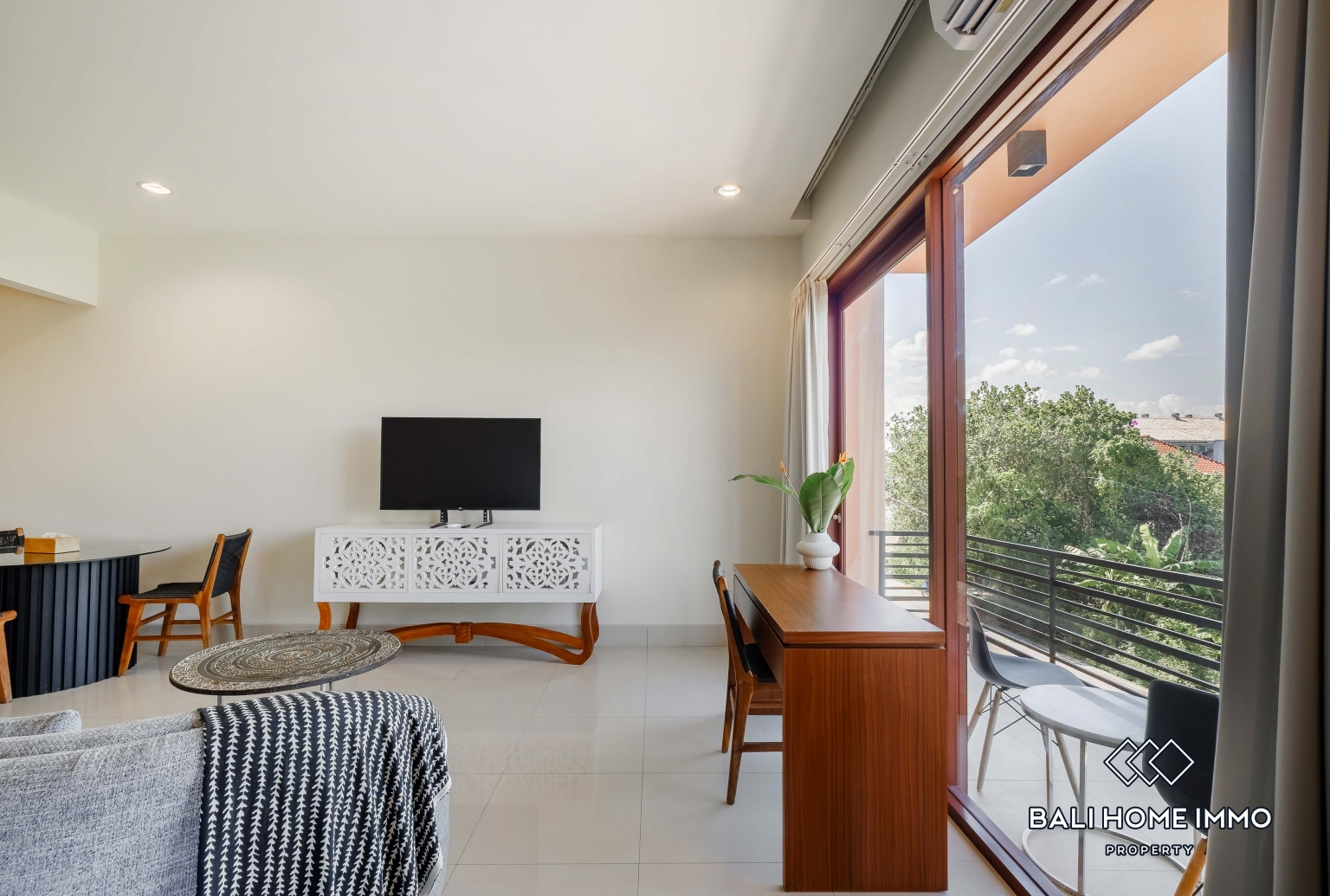 1 Bedroom Apartment For Rent in Seminyak Residential Side — image 3