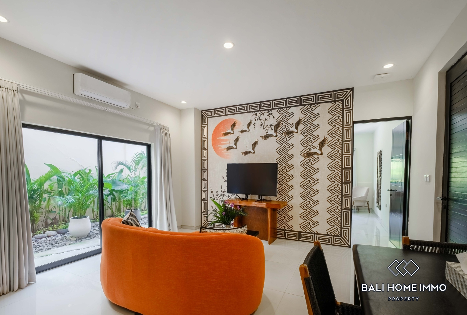 1 Bedroom Apartment For Rent in Seminyak Residential Side — image 4