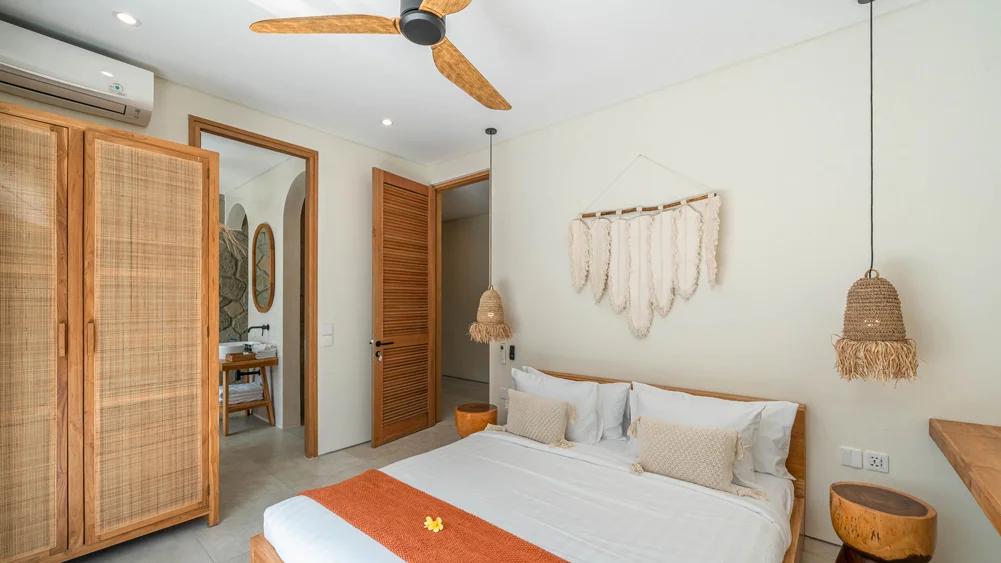 Villa Unna — 6BR Villa Rental in Seminyak — image 9