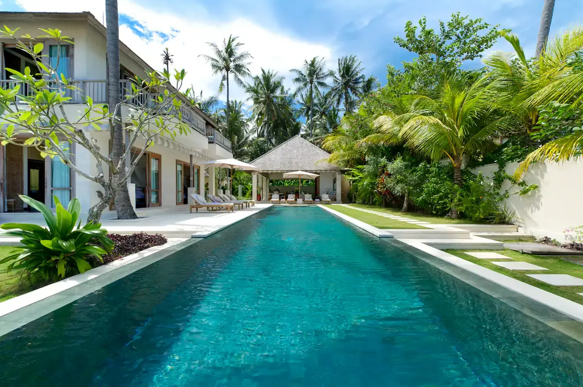 Siri Mendira - Villa Bakung — 4BR Villa Rental in Candidasa — image 3