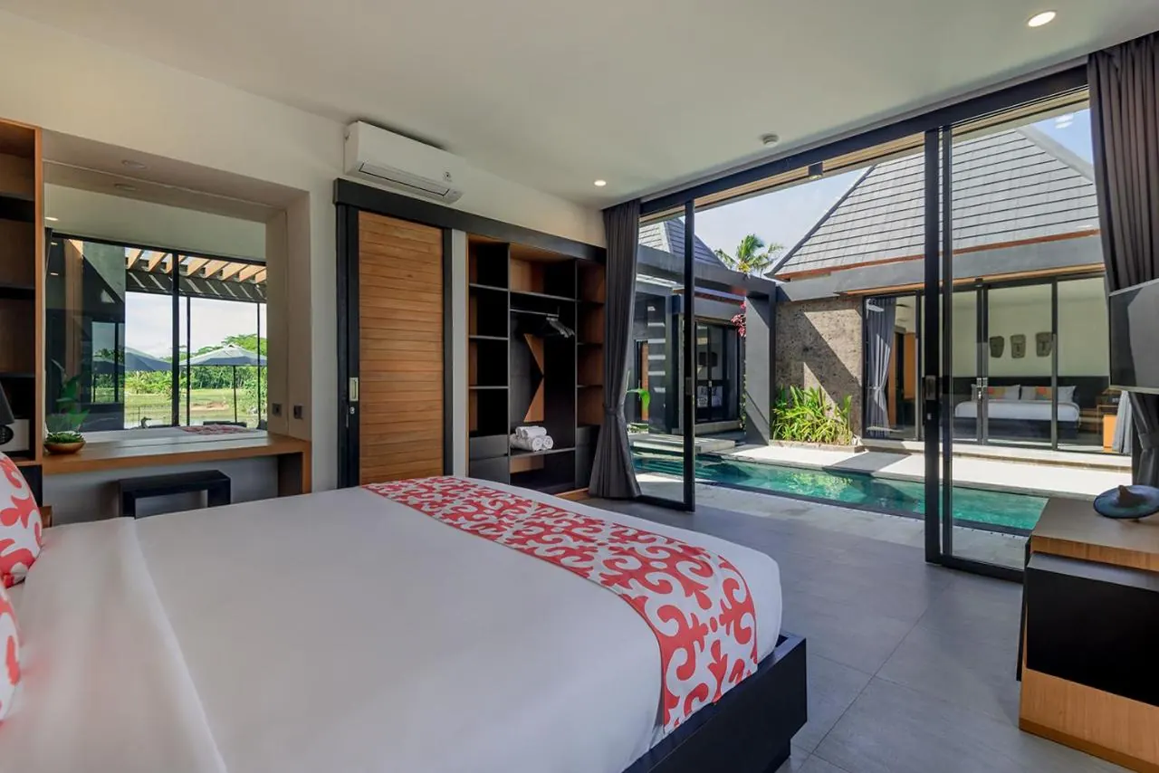 4 BR Glass Rice-Field Villa Ubud — 4BR Villa Rental in Ubud — image 15
