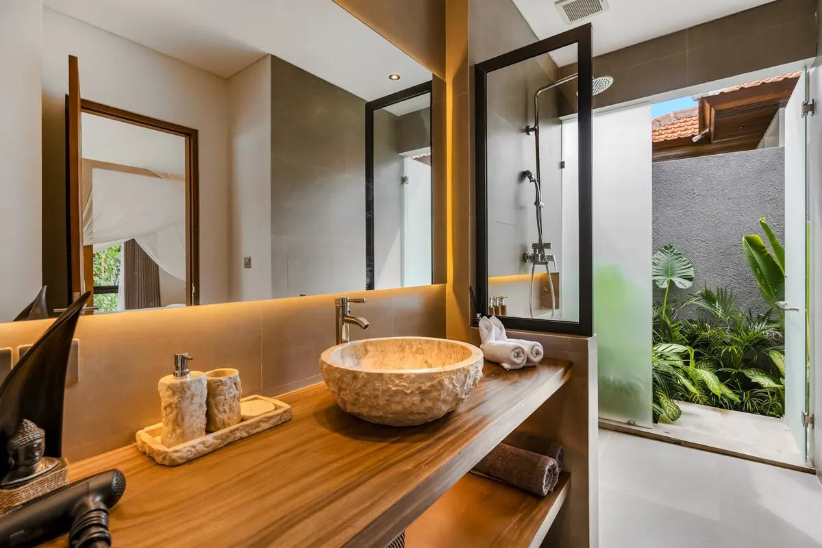 4 BR Designer Infinity-Pool Retreat Ubud — 4BR Villa Rental in Ubud — image 9
