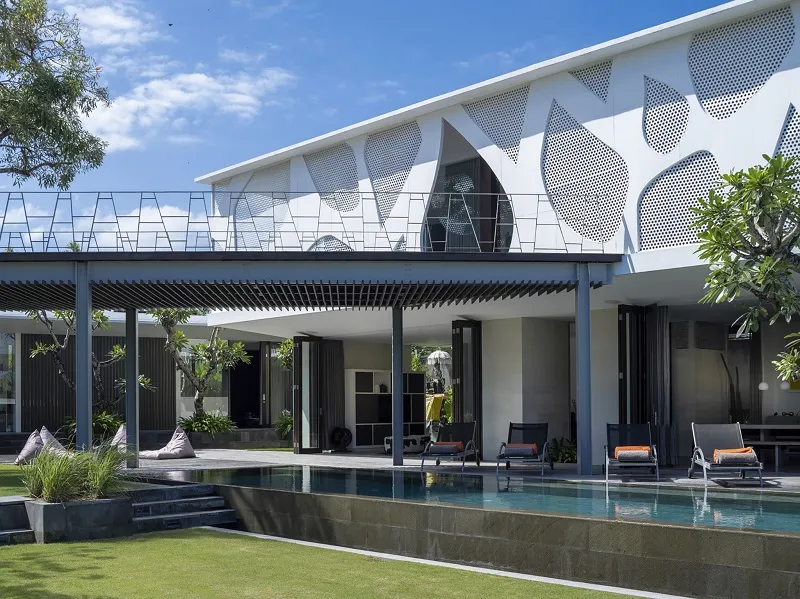 Villa Issi in Seminyak — image 2