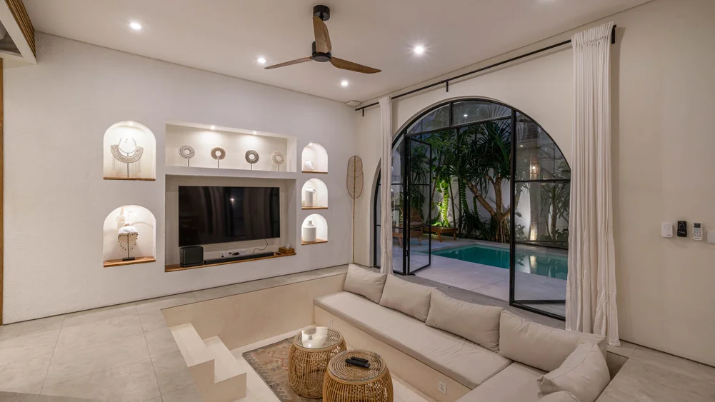 Villa Unna — 6BR Villa Rental in Seminyak — image 13