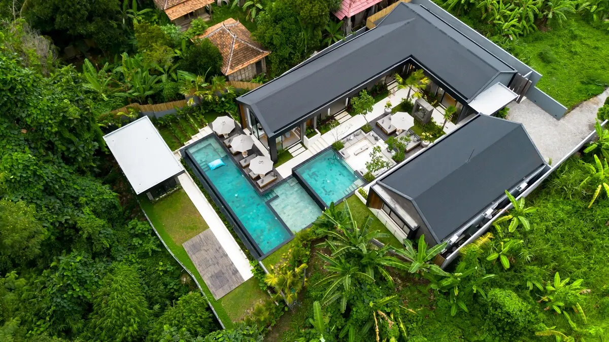 6 BR Infinity-Pool Jungle-View Retreat Ubud — 6BR Villa Rental in Ubud — image 7