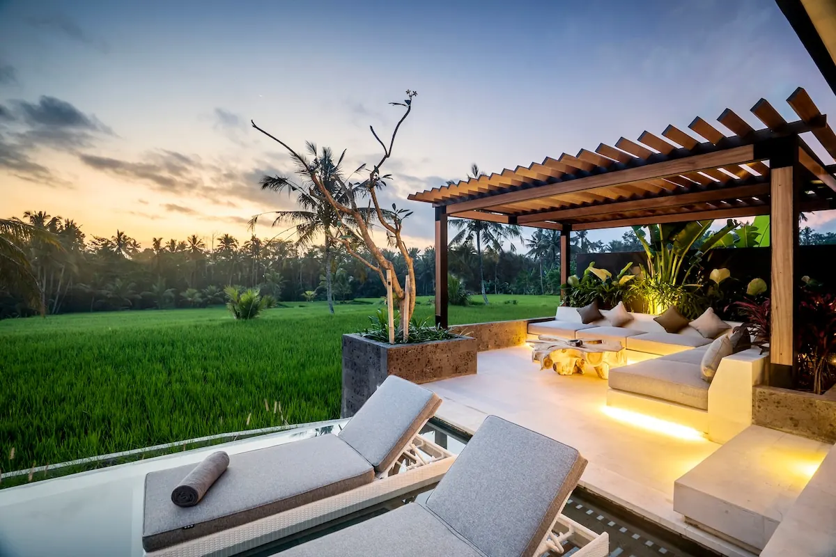 5 BR Tropical-Modern Designer Retreat Ubud — 5BR Villa Rental in Ubud — image 8