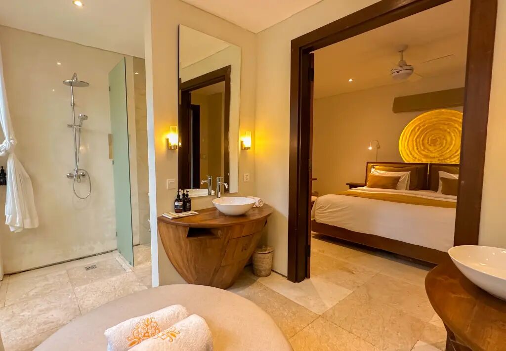 Lataliana - Villa La 5BR — 5BR Villa Rental in Seminyak — image 17