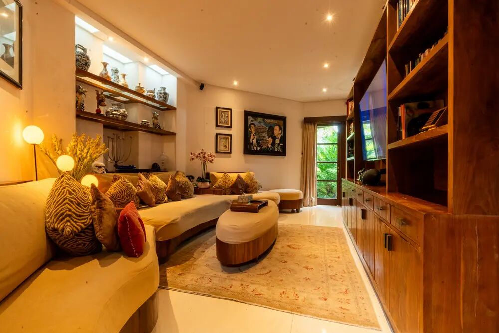 Lataliana - Villa Ta 5BR — 5BR Villa Rental in Seminyak — image 6