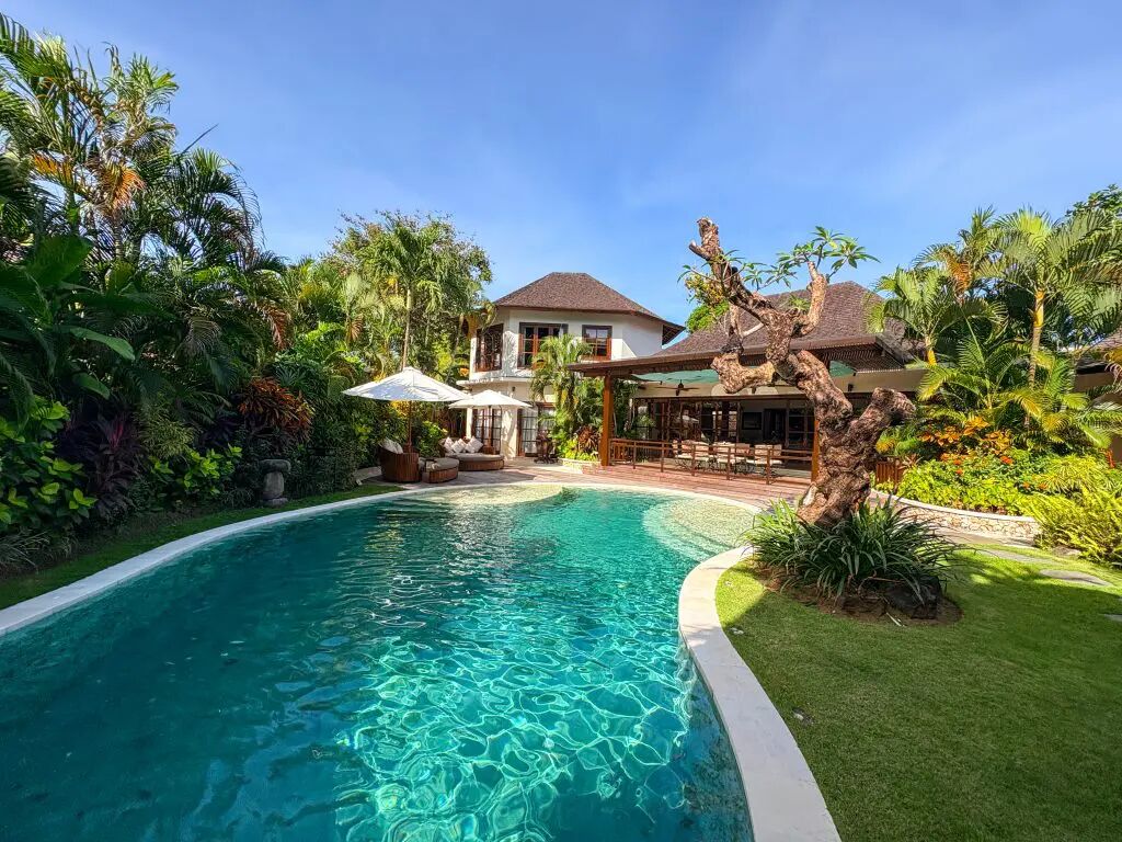 Lataliana - Villa Ta 5BR — 5BR Villa Rental in Seminyak — image 12