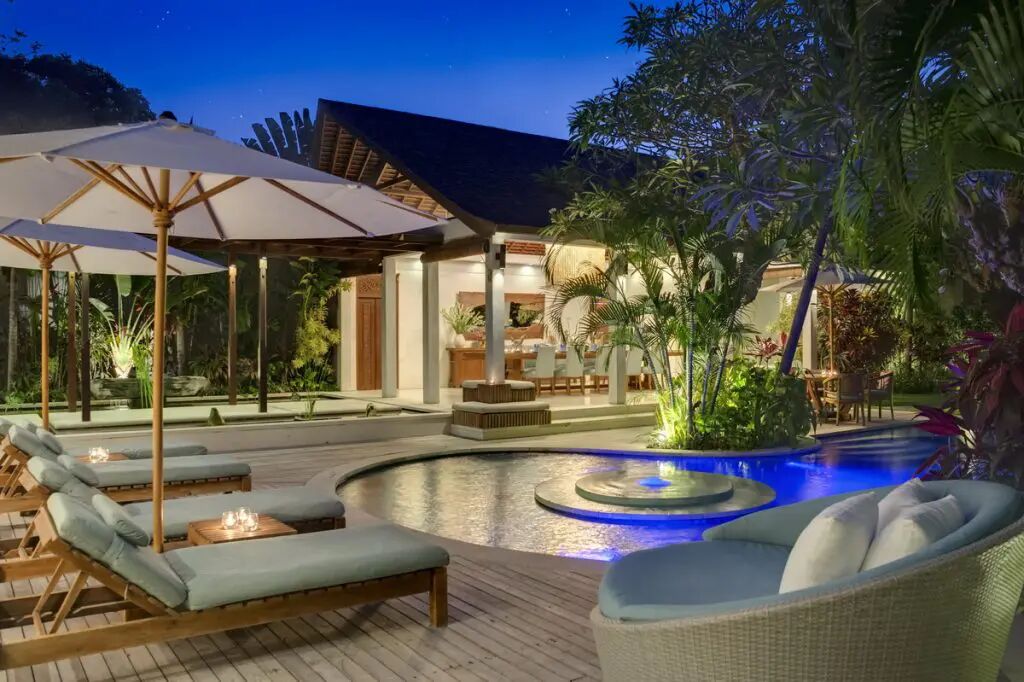 Lataliana - Villa La-Li 10BR — 10BR Villa Rental in Seminyak
