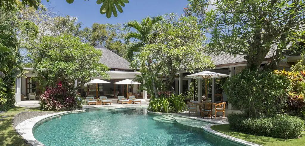 Lataliana Villa LA-TA 12BR — 12BR Villa Rental in Seminyak — image 6