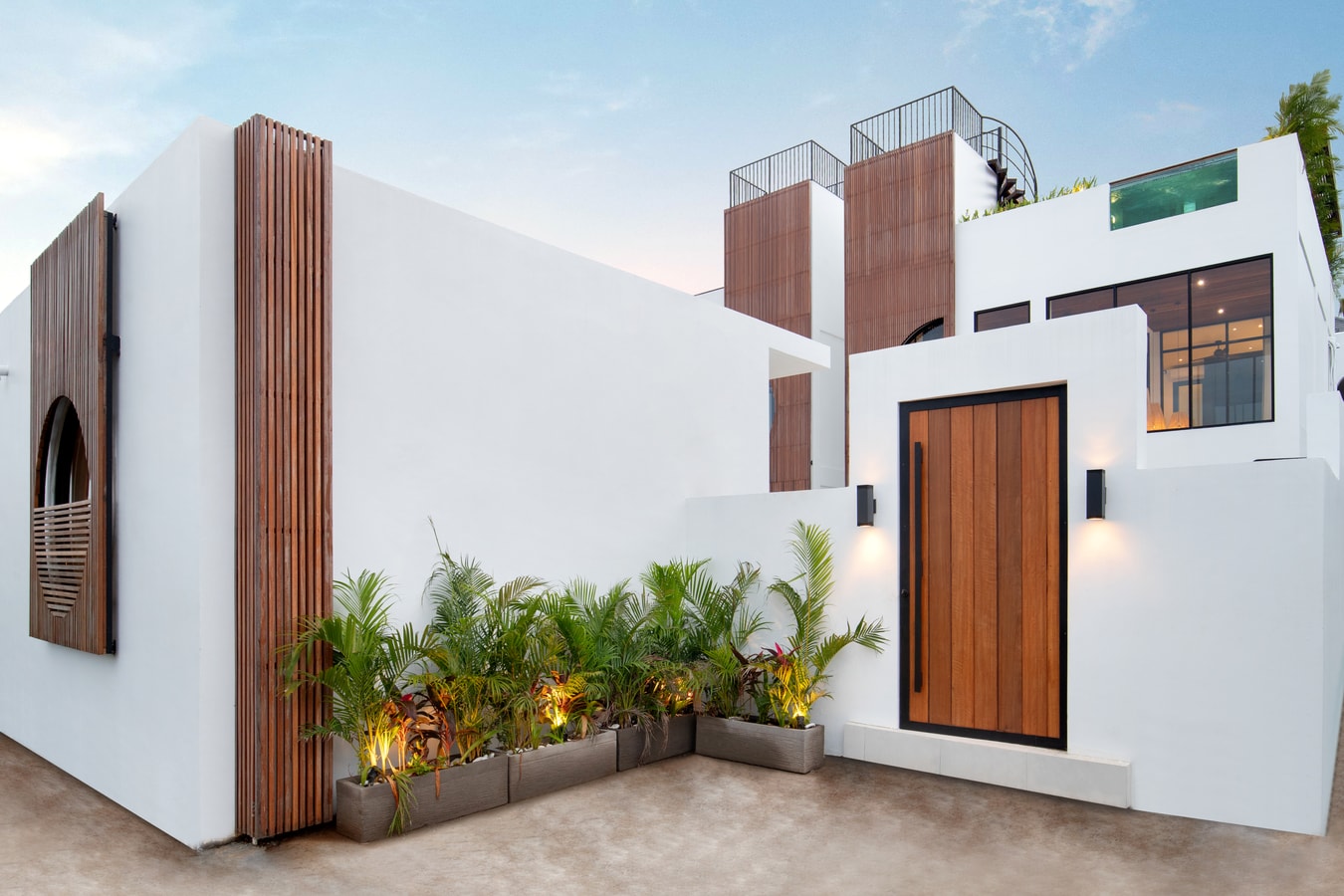 Canggu 3BR Oceanview Villa, Private Pool & Rooftop in Pererenan, Bali — image 11