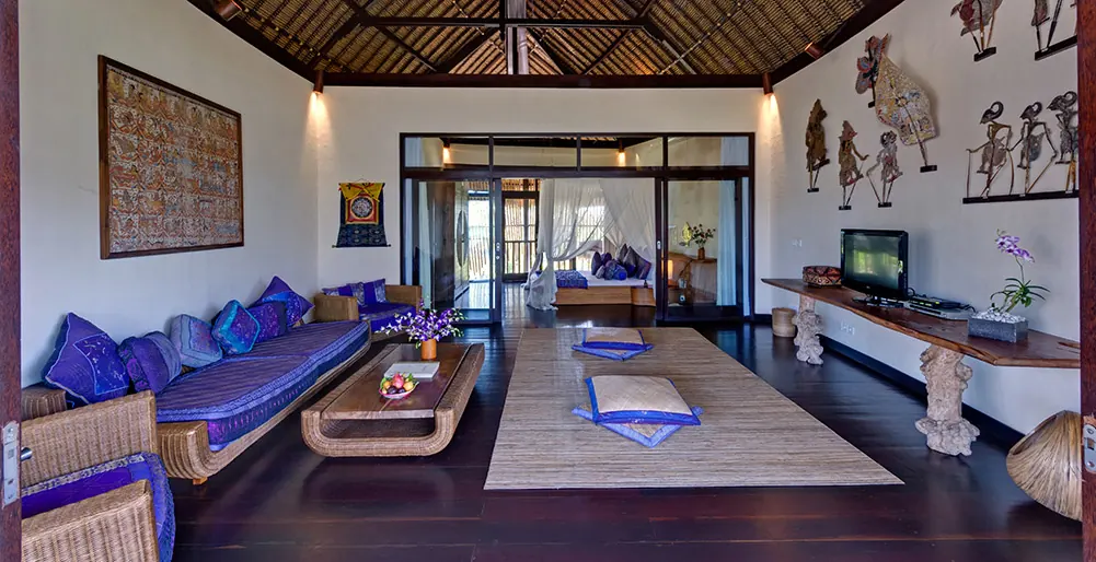 7 BR Oceanfront Tropical Garden Villa Canggu — 7BR Villa Rental in Seseh — image 12