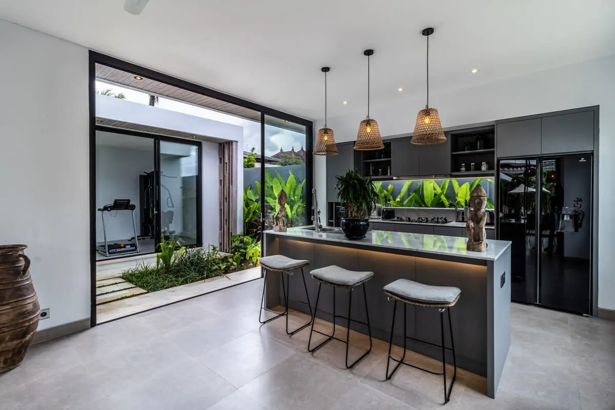 6 BR Courtyard Pool Villa Ubud — 6BR Villa Rental in Ubud — image 7