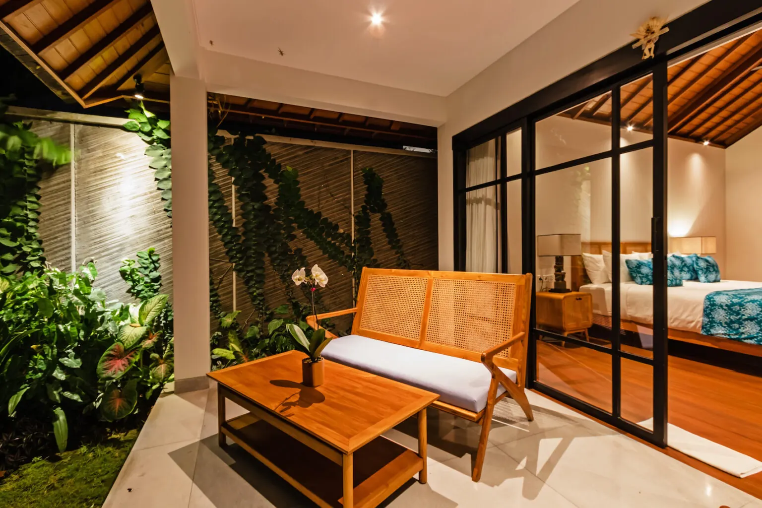 6 BR Architect-Designed Tropical Garden Villa Canggu — 6BR Villa Rental in Canggu — image 14
