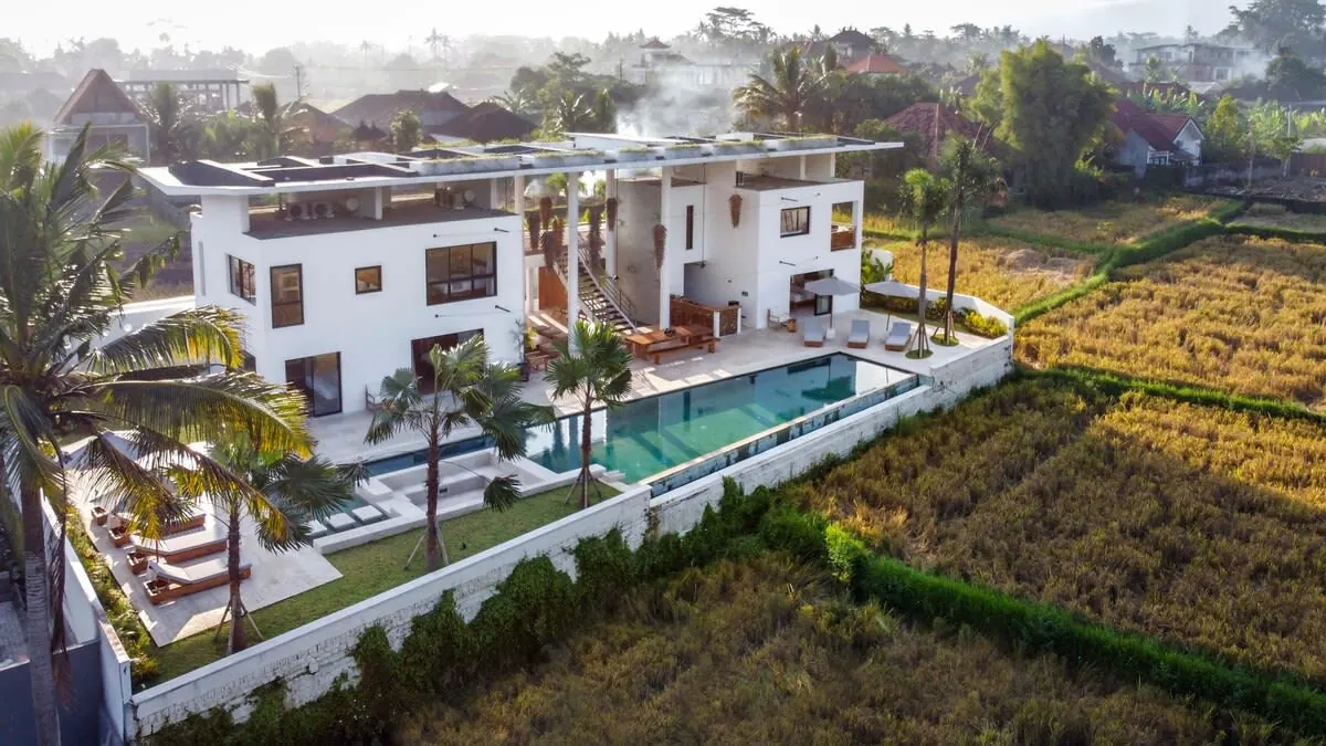 6 BR Rice-Field Modern Villa Ubud — 6BR Villa Rental in Ubud — image 16