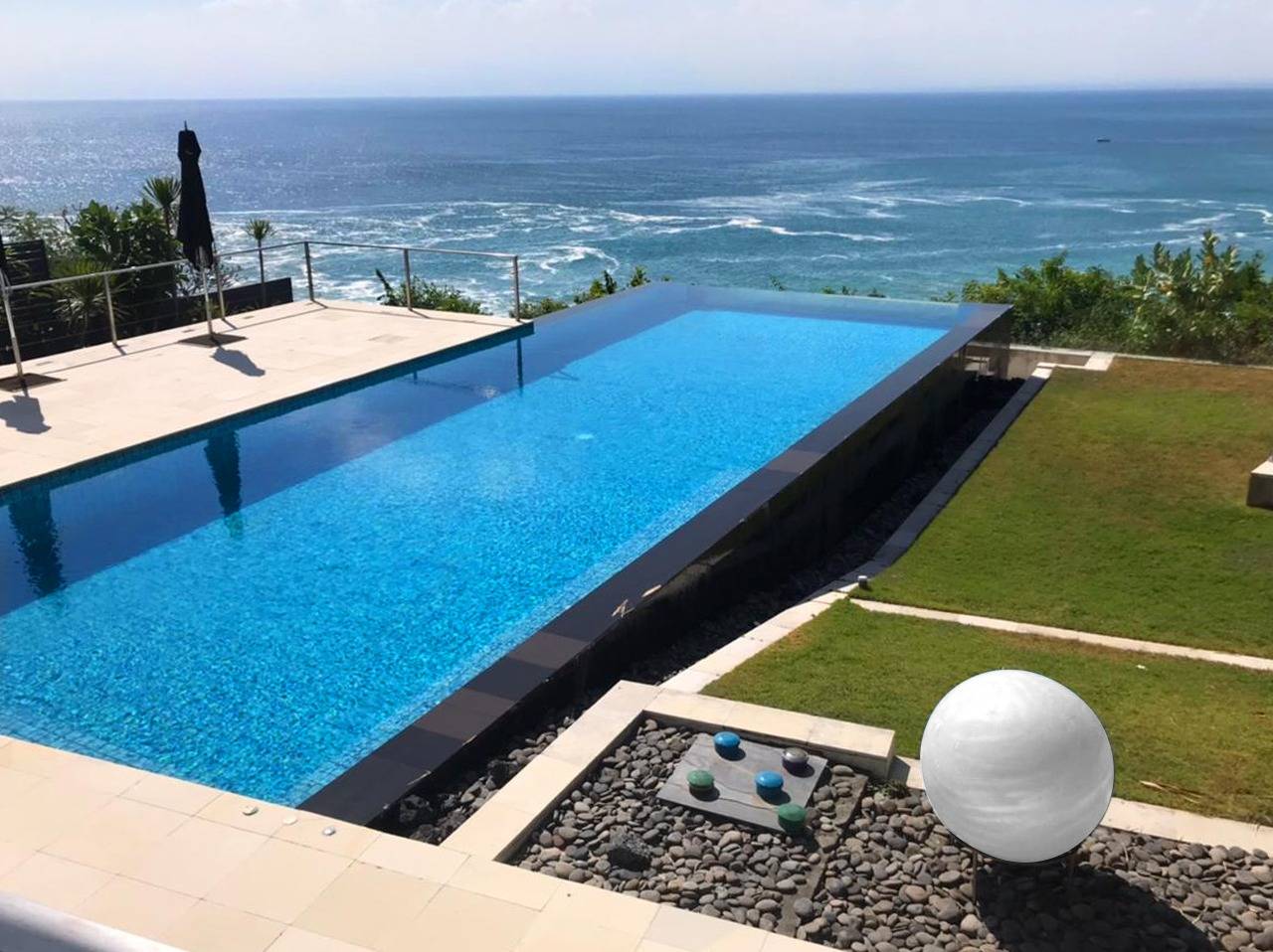 Luxury Villa at Suluban Cliff Uluwatu — image 8