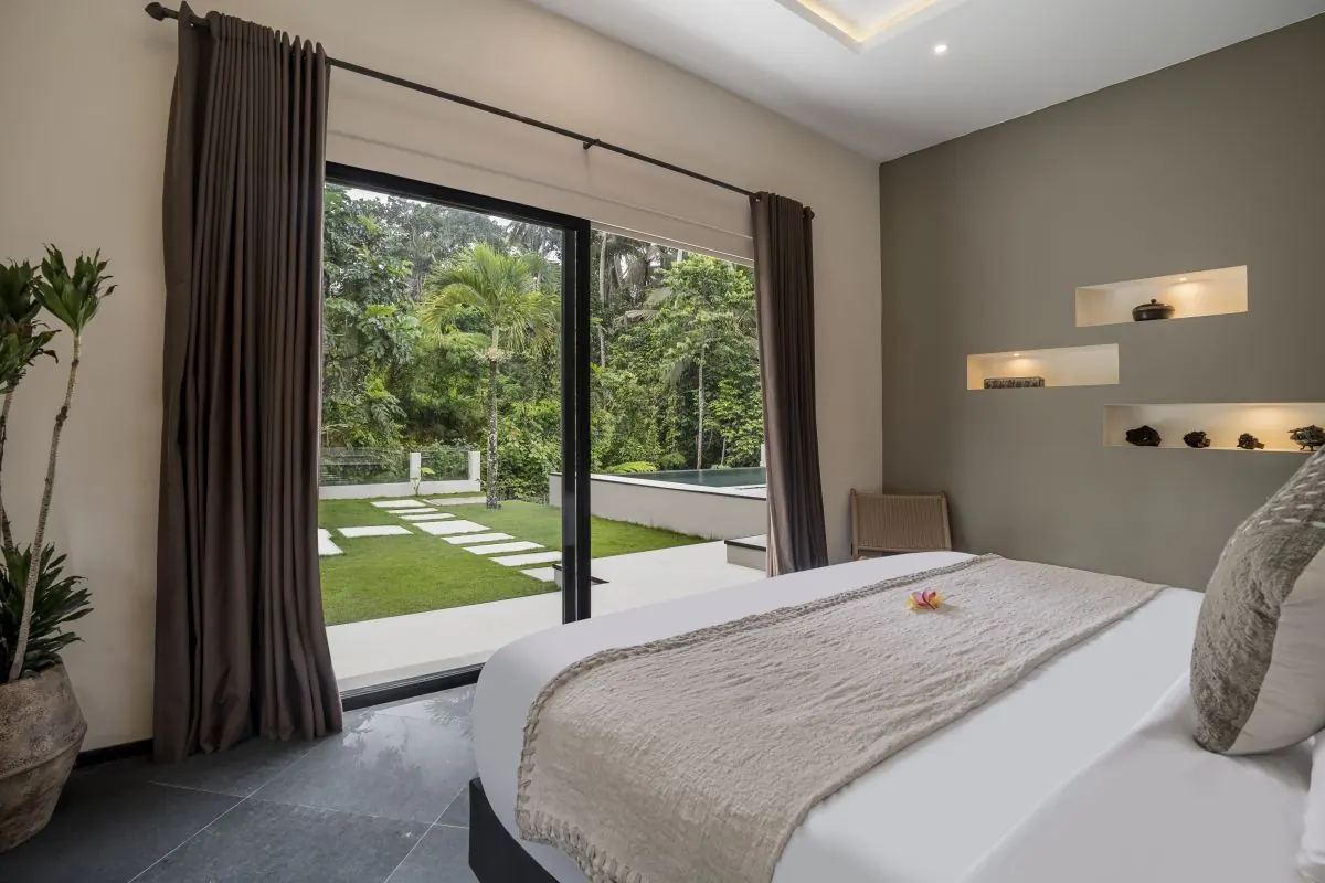 3 BR Rice-Field Joglo Villa Ubud — 3BR Villa Rental in Ubud — image 13