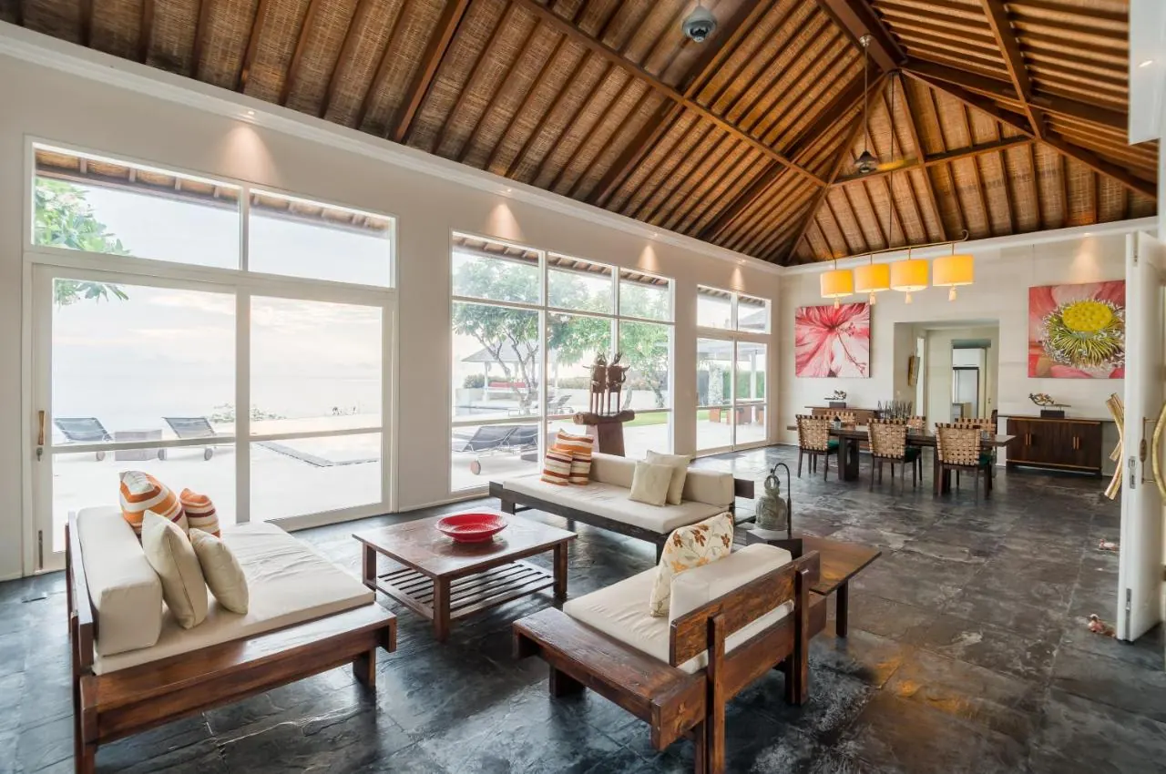 4 BR Infinity-Pool Sunset-View Retreat Uluwatu — 4BR Villa Rental in Uluwatu — image 18