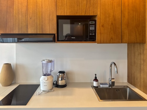 1BR Beachside Canggu | Rooftop Gym, Sauna & Pool in Canggu, Bali — image 8